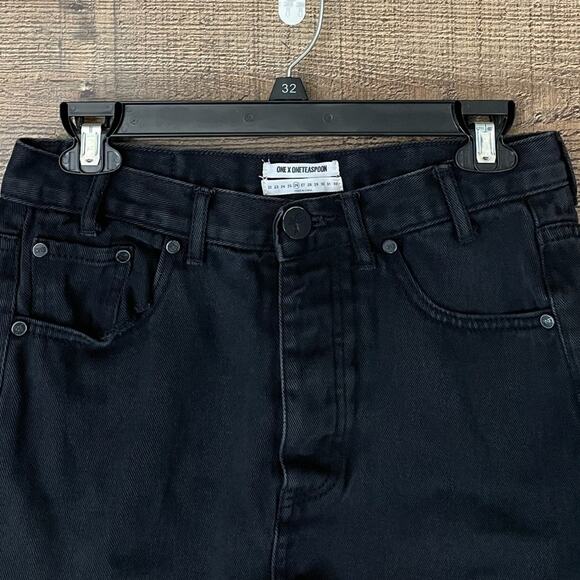 One Teaspoon Junk Yard Mini Skirt Low Waist Cut Off Hem Black Denim Size 26 - Picture 2 of 9